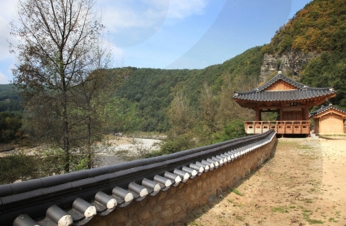 Nongam House (Head Household of the Nongam Descendants) (농암종택)