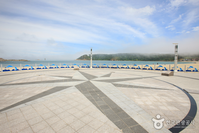 thumbnail-Ulsan Ilsan Beach (일산해수욕장 (울산))-11