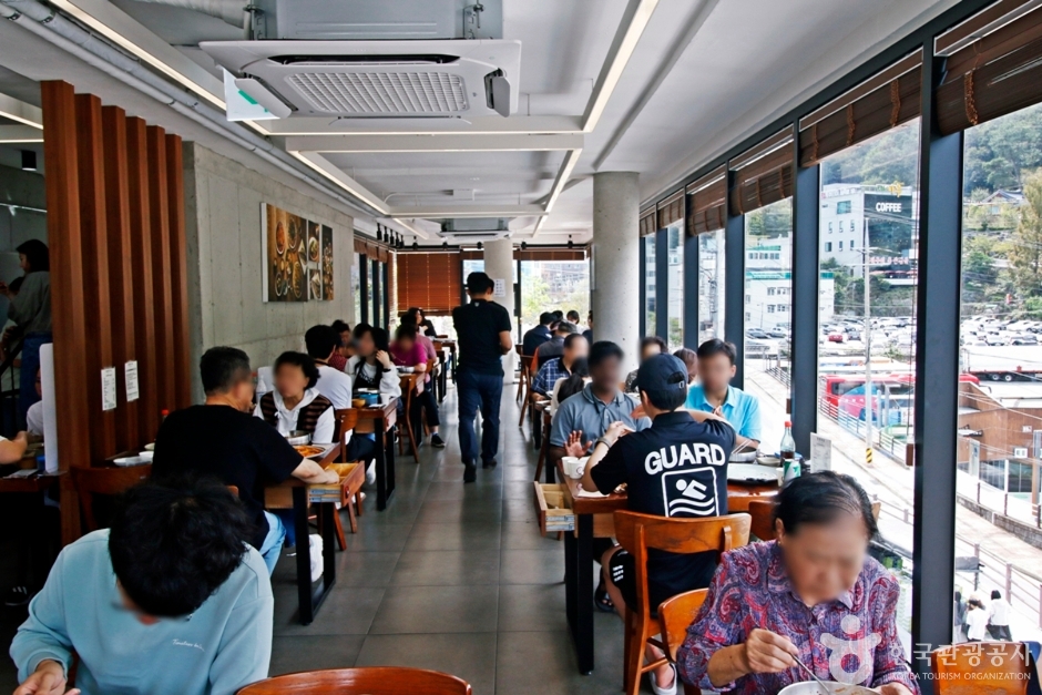 Banchan餐廳(반찬식당)