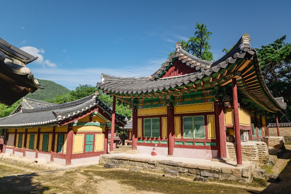 Dokrakdang House (경주 독락당)