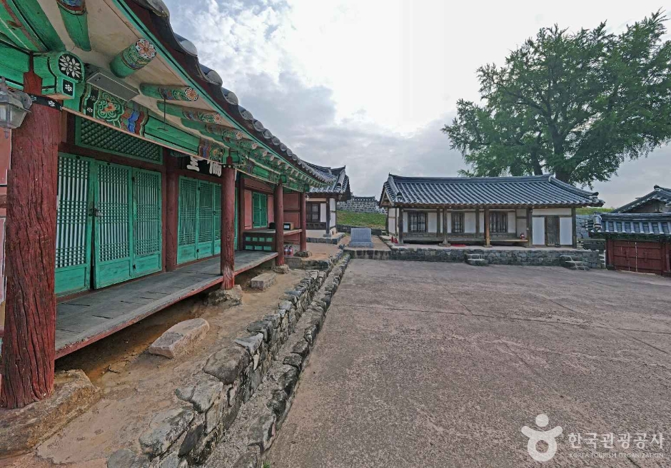 정산향교