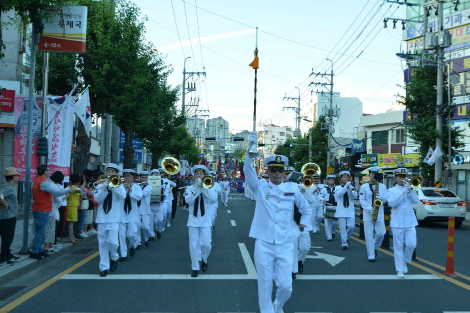 統営閑山大捷祭り（통영한산대첩축제）