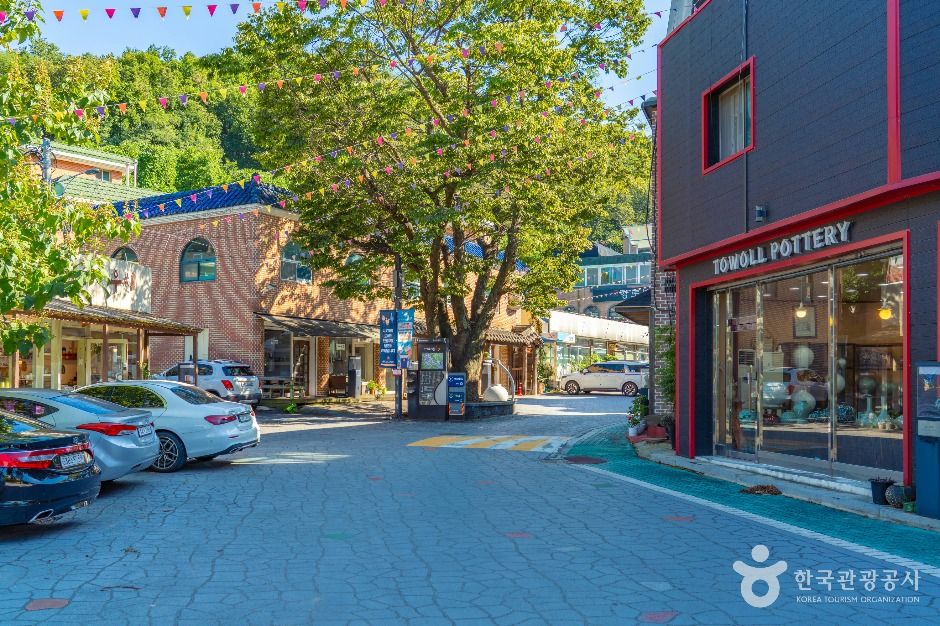 thumbnail-사기막골 도예촌-1