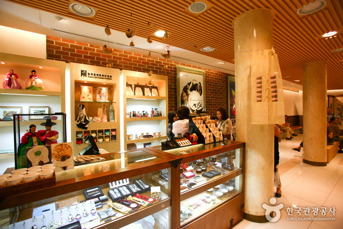 Chongdong Theater (정동극장)