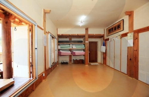 Nongam House (Head Household of the Nongam Descendants) (농암종택)