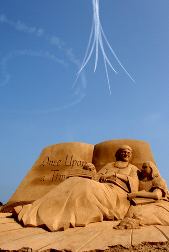 Haeundae Sand Festival (해운대 모래축제)