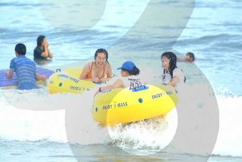 Sinji Myeongsasimni Beach (신지 명사십리해수욕장)
