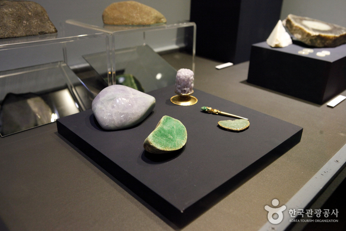 Byeokbong Korea Jewelry Museum (벽봉한국장신구박물관)