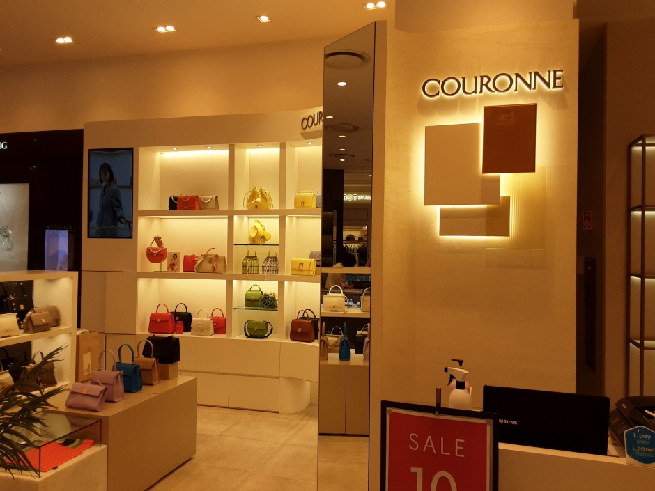 Couronne - Lotte Changwon Branch [Tax Refund Shop] (COURONNE 롯데창원)