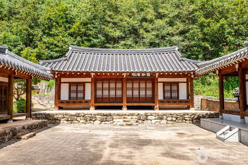 우곡서원