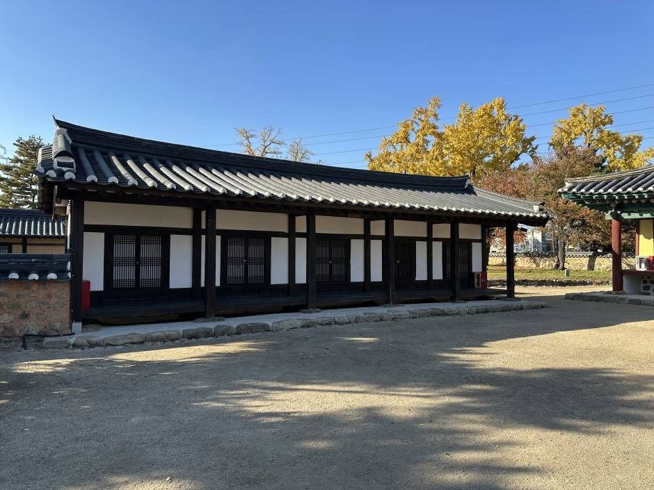 thumbnail-광주향교-3