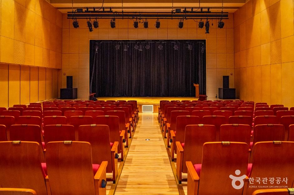 강진아트홀