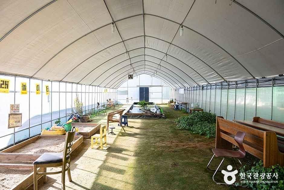 thumbnail-찬우물 체험동물농장-7