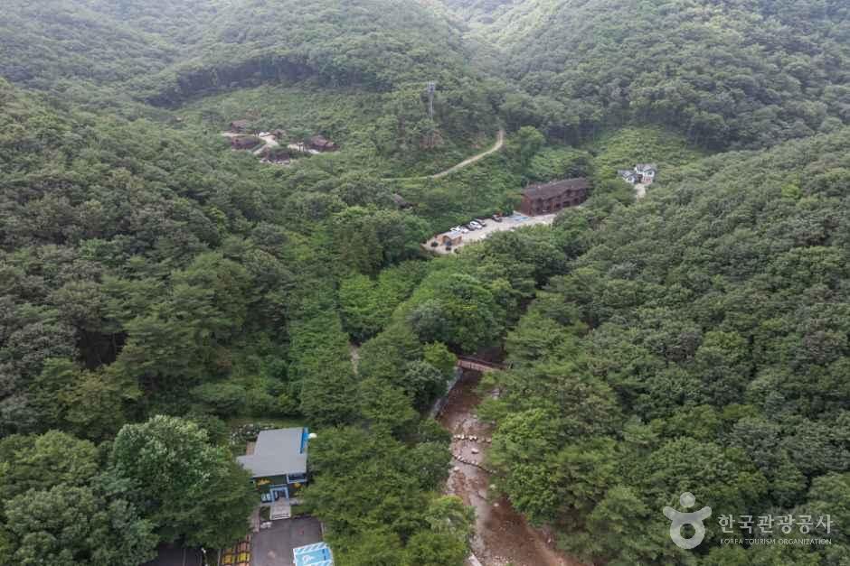 thumbnail-국립용현자연휴양림-2