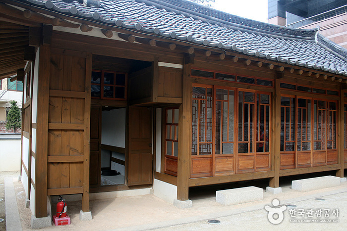 Haus des Seo Sang-don (서상돈 고택)