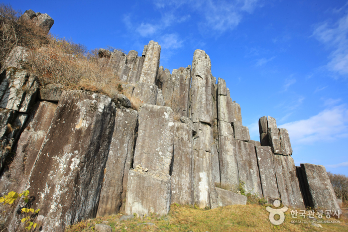 thumbnail-Jusangjeolli Cliff of Mudeungsan Mountain (무등산 주상절리대)-0