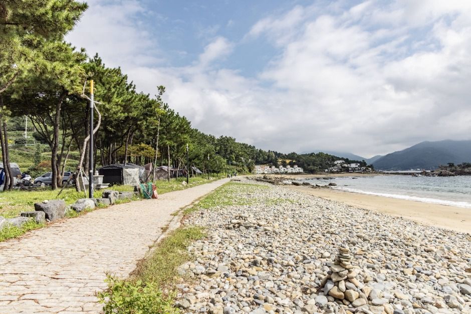 두곡월포해수욕장