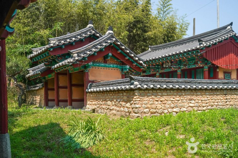 thumbnail-거창 창충사-3