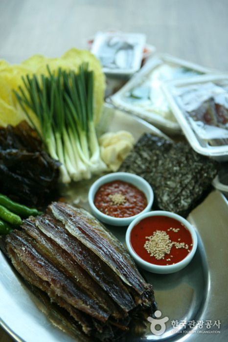 Jukdo Market (포항 죽도시장)