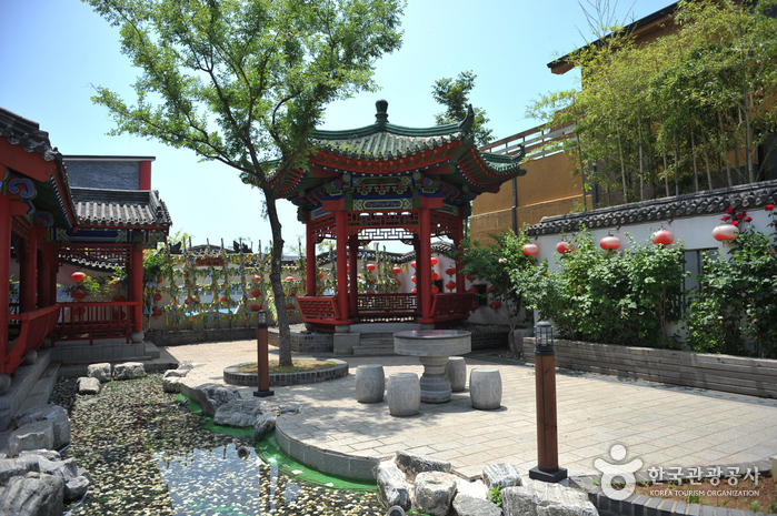 Incheon China Town (인천 차이나타운)