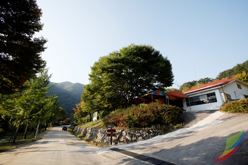 Banghwadong Natural Recreation Forest (방화동자연휴양림)