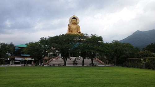 Буддийский храм Хонпопса в Пусане (홍법사 (부산))