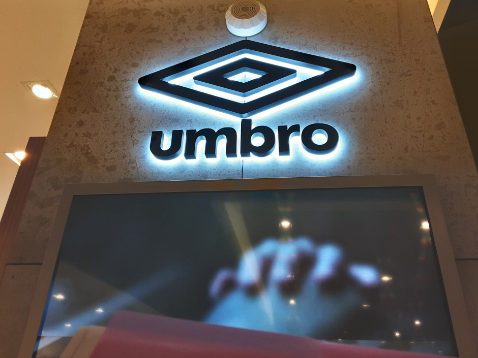 [事後免稅店] Umbro(엄브로)