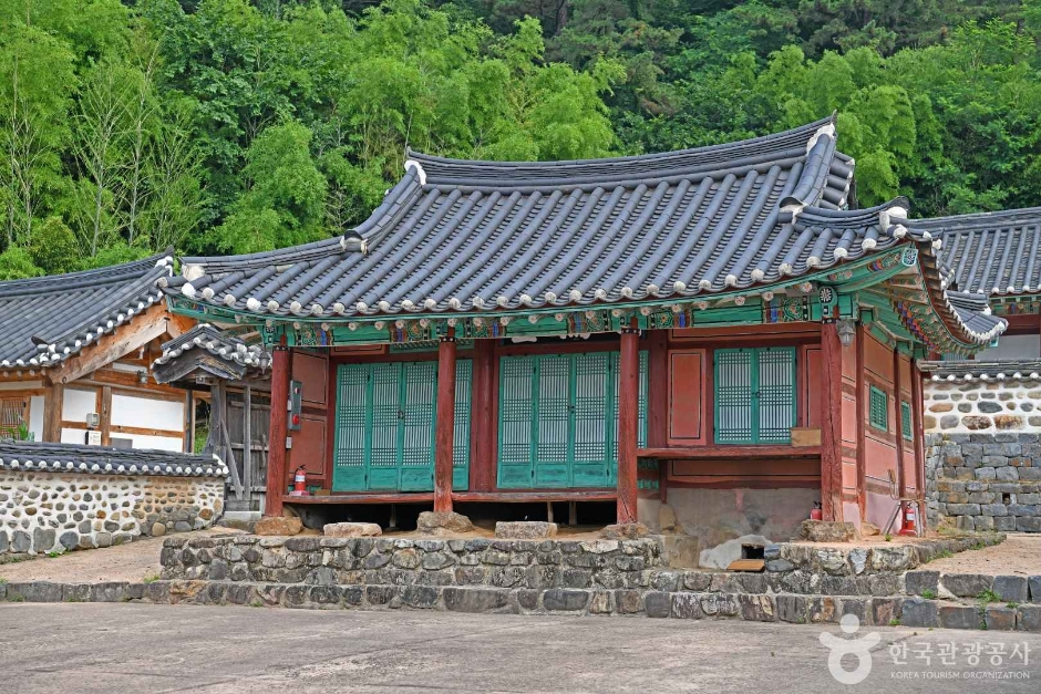 정산향교