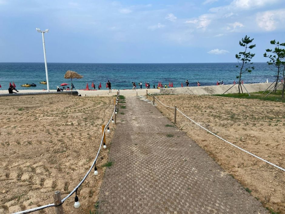 사근진해변_모래사장 출입 산책길(1)
