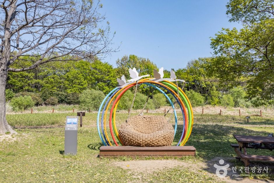 thumbnail-낙동강하구에코센터-31