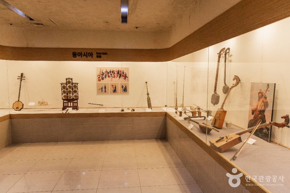 춘천_남이섬 류지움 (류홍쥔 세계민족악기전시관) (4)