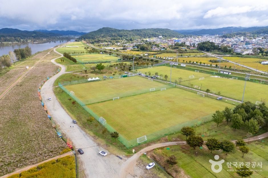 백마강생활체육공원