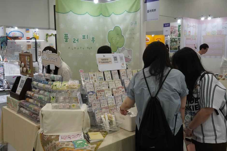 thumbnail-K-Illustration Fair Busan (K-일러스트레이션페어 부산)-3