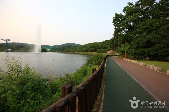 Parc naturel de Yuldong (율동공원)