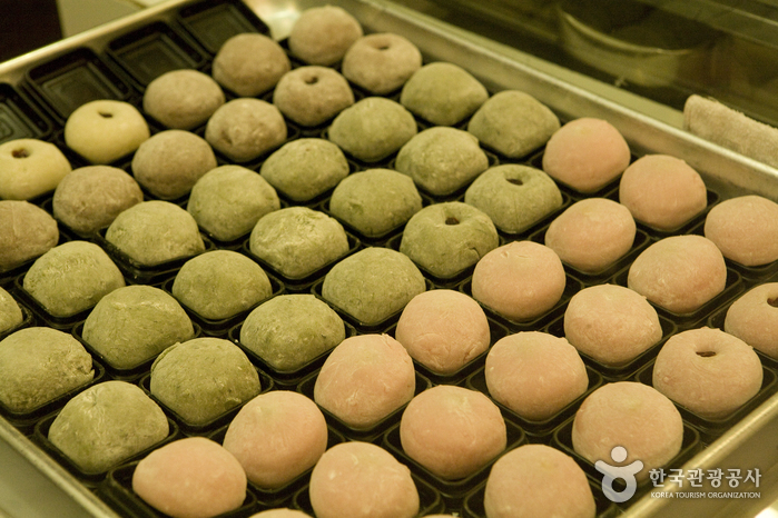 Bizeun - Insadong Branch (빚은 떡)