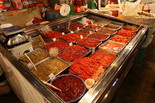 Noryangjin Fisheries Wholesale Market (노량진수산시장)