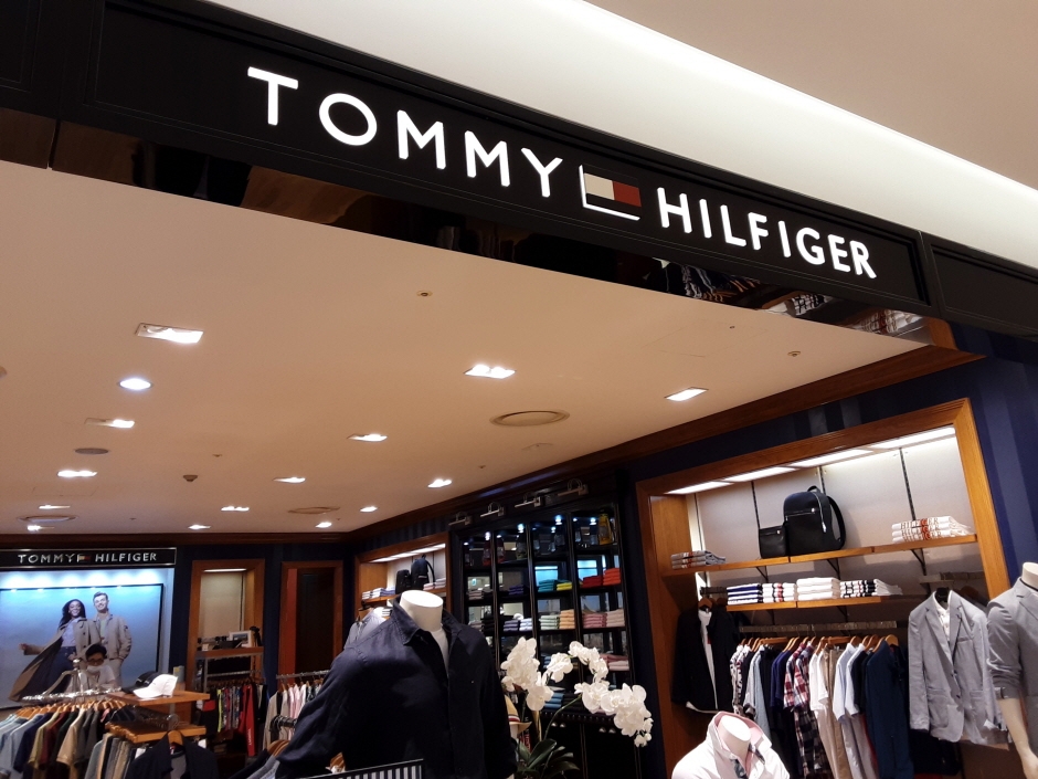 Tommy Hilfiger [Tax Refund Shop] (타미힐피거)