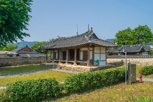 거창 포충사