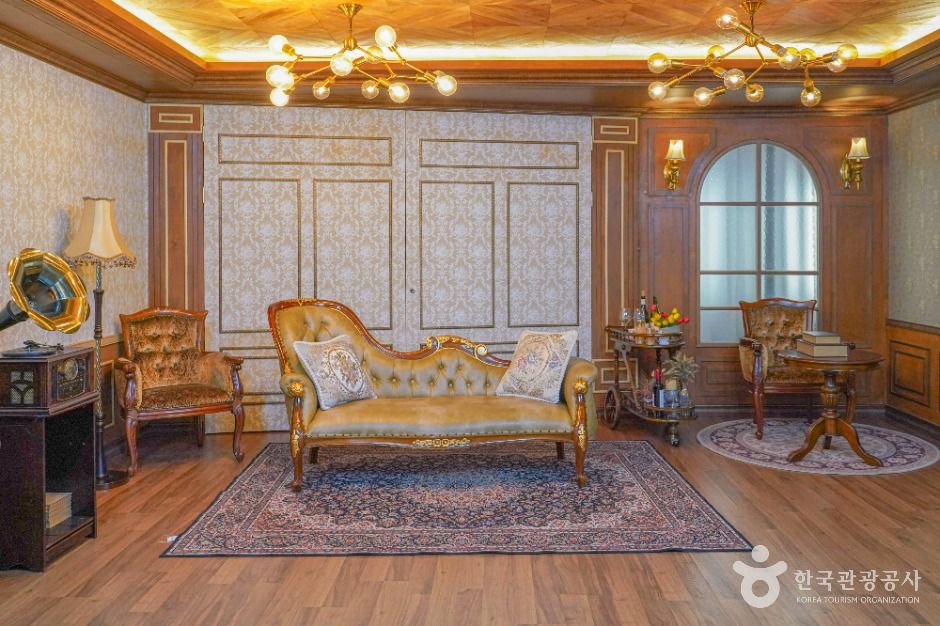 이팔청춘사진관