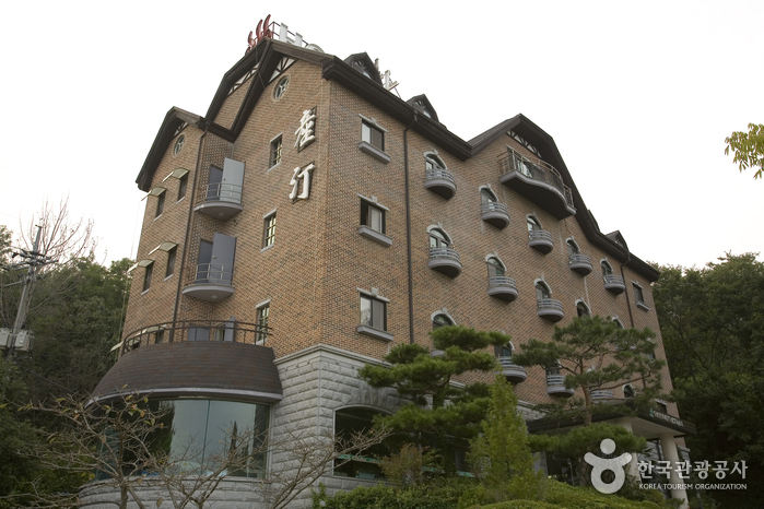 산정호텔[우수숙박시설 굿스테이]