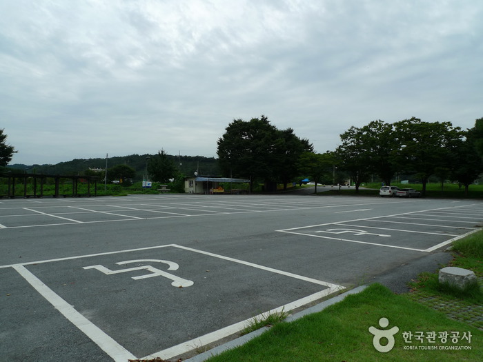 Jungangtap Park (중앙탑공원)