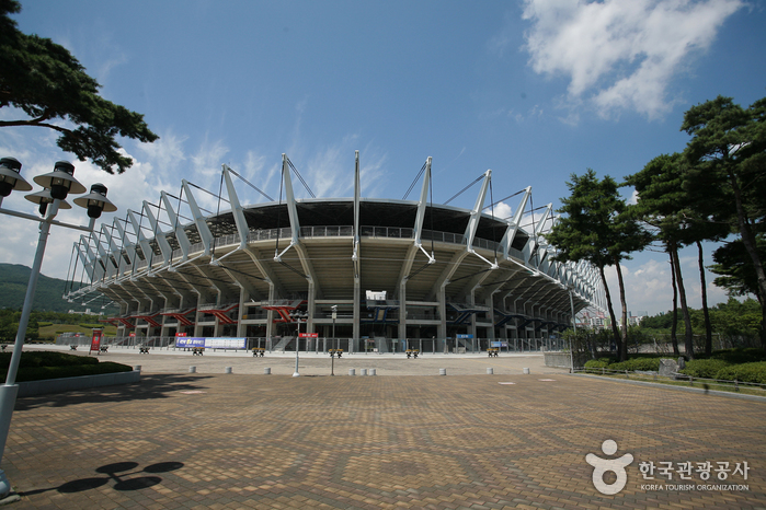 Estadio de Fútbol Munsu en Ulsan (문수축구경기장)