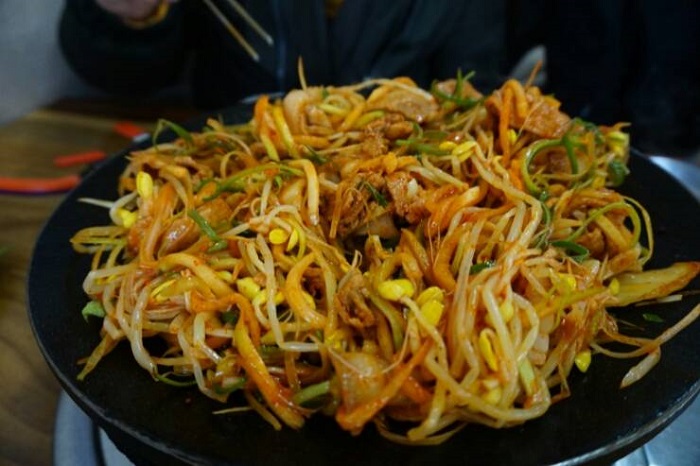 Yongi 食堂(용이식당)