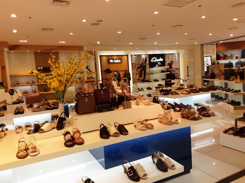 Kumkang Shoes - Lotte Jamsil Branch [Tax Refund Shop] (KK롯데잠실(금강 금강제화))