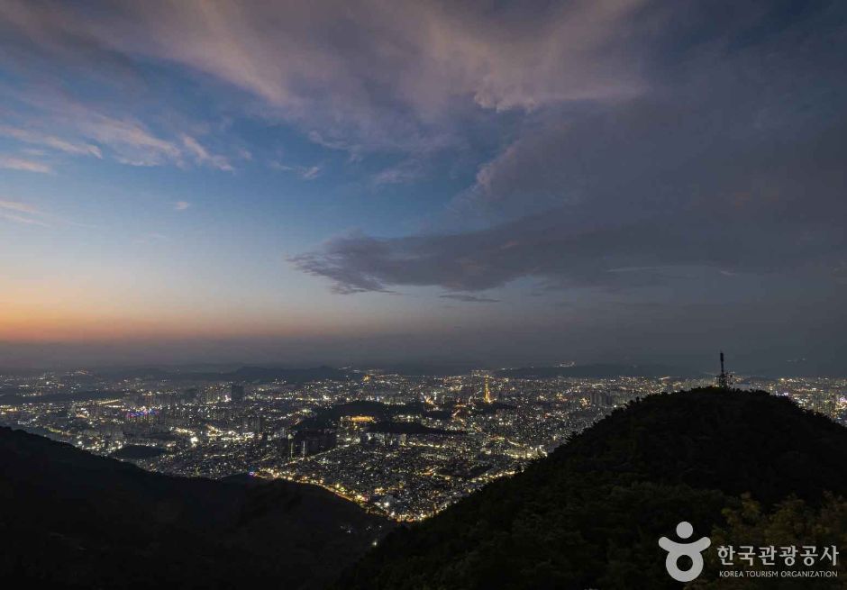 앞산 해넘이전망대