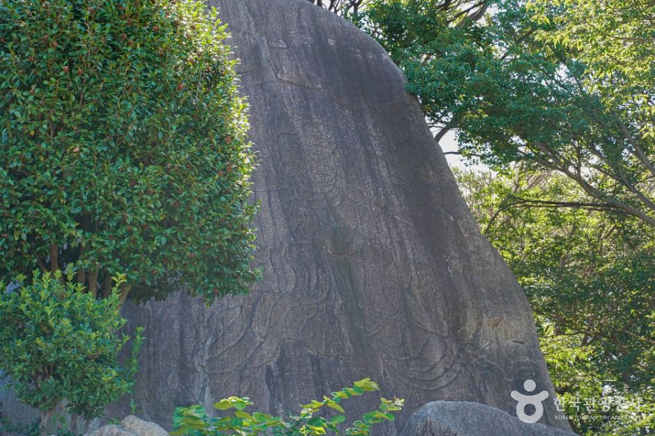 thumbnail-초선대 마애여래좌상-4