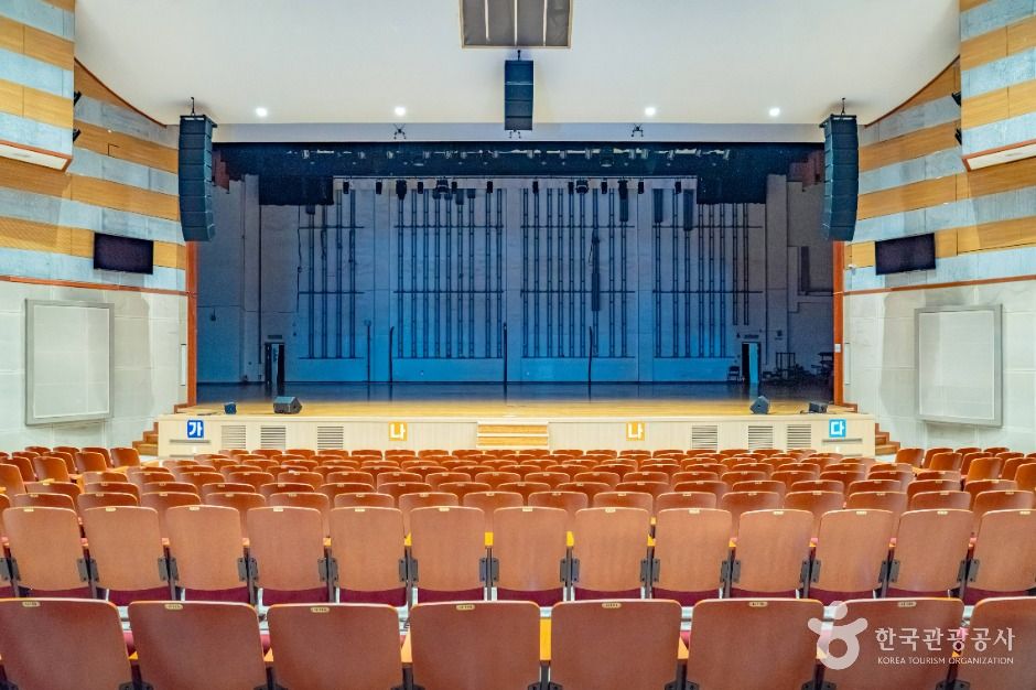 여수_여수시민회관 (4)