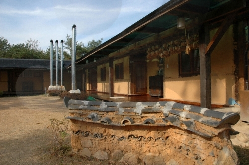 The Oriental Medicine Resort: Chorakdang (한방테마파크 초락당)