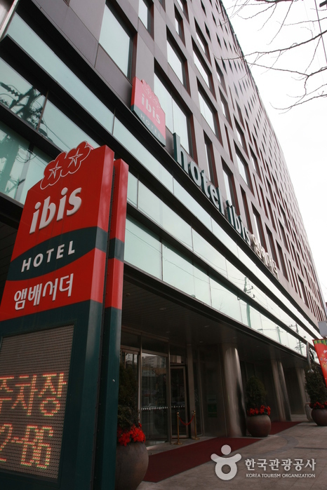 Отель «Ibis Ambassador» в Сувоне (이비스 앰배서더 수원)
