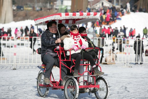 Jaraseom Singsing Winter Festival (자라섬 씽씽겨울축제)